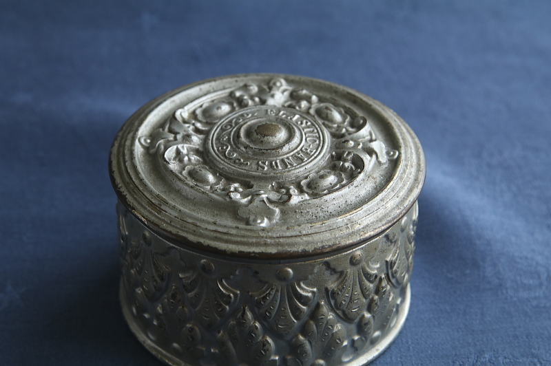 Elastic bands　メタルケース　イギリス　ヴィクトリアン　アンティークストリュフ