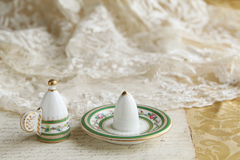 ハンドペイントキャンドルスナッファー　バラ　蝶々　イギリス　ヴィクトリアン アンティークストリュフ