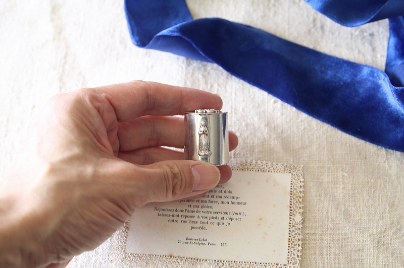 Notre Dame　ロザリオケース　フランス　アンティークストリュフ