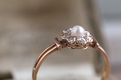 パールアンドローズカットダイヤ　デイジーリング　フランス　アンティークストリュフ