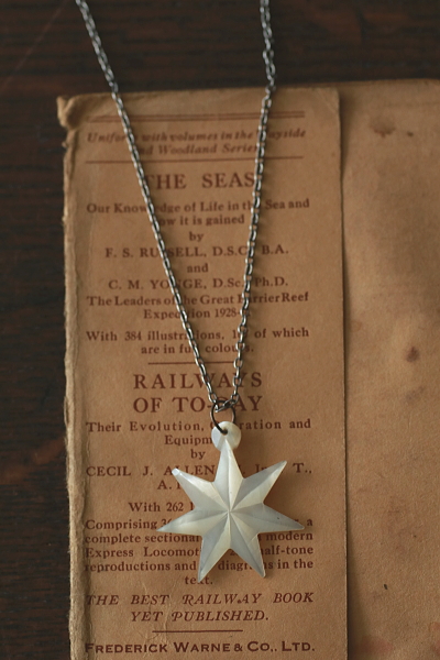 ベツレヘムパール　七芒星ペンダント　ベツレヘム　アンティークストリュフ