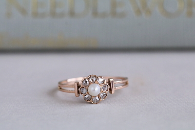 パールアンドローズカットダイヤ　デイジーリング　フランス　アンティークストリュフ