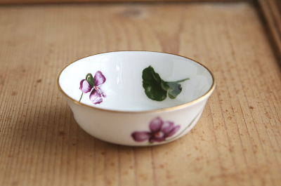 スミレのミニチュア陶器　hammersley イギリス アンティークストリュフ