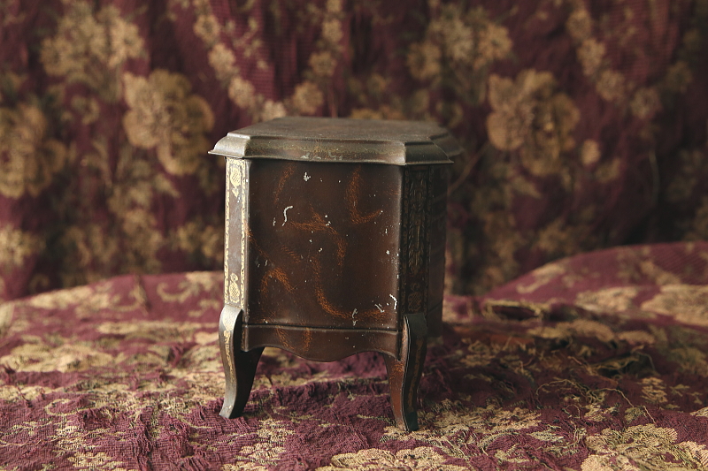 Mcvitie and Price　マクビティ　ビスケット缶　アンティークストリュフ