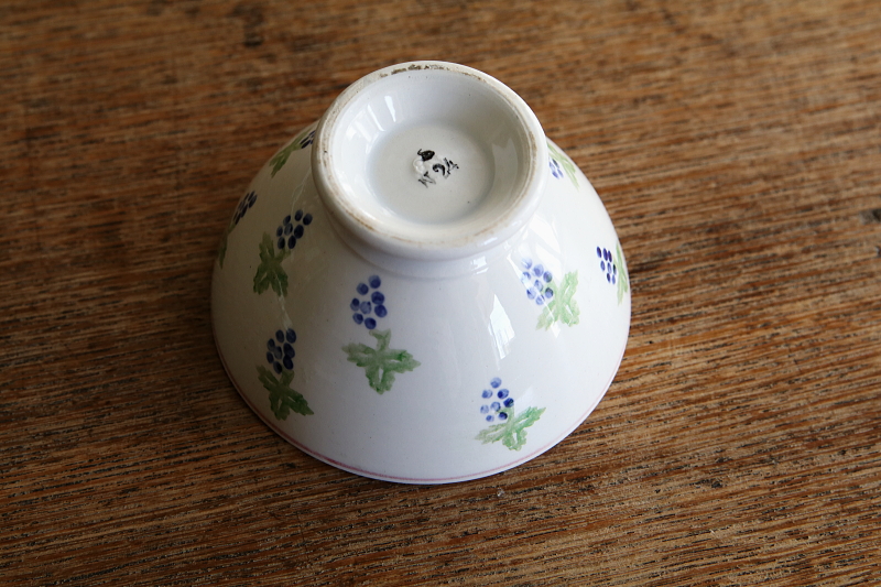 スポンジウェアのカフェオレボウル　葡萄　アンティークストリュフ