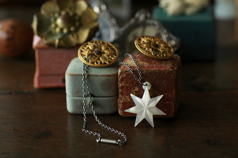 ベツレヘムパール　七芒星ペンダント　ベツレヘム　アンティークストリュフ