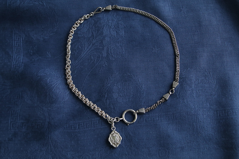 シルバーウォッチチェーンネックレス　チャーム　フランス　イギリス アンティークストリュフ