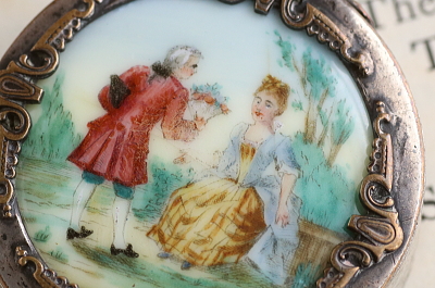 ロココのミニアチュール　パウダーケース　フランス　 アンティークストリュフ