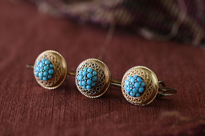 ヴィクトリアンターコイズバーブローチ　イギリス　アンティークストリュフ