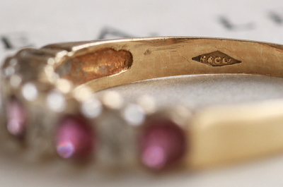 ルビーアンドダイヤモンドバンドリング　ロンドン　イギリス　アンティークストリュフ