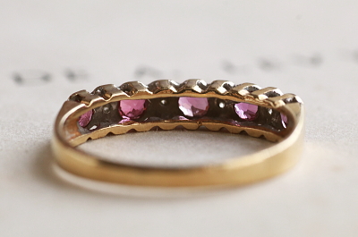 ルビーアンドダイヤモンドバンドリング　ロンドン　イギリス　アンティークストリュフ