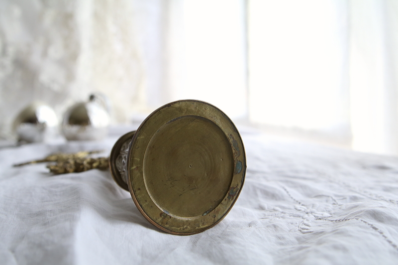 ガラス台の真鍮クロスオーナメント　天使　フランス アンティークストリュフ