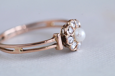 パールアンドローズカットダイヤ　デイジーリング　フランス　アンティークストリュフ
