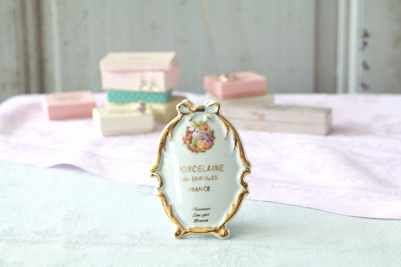 ポーセリンのディスプレイサイン　meissner limoges フランス　アンティークストリュフ