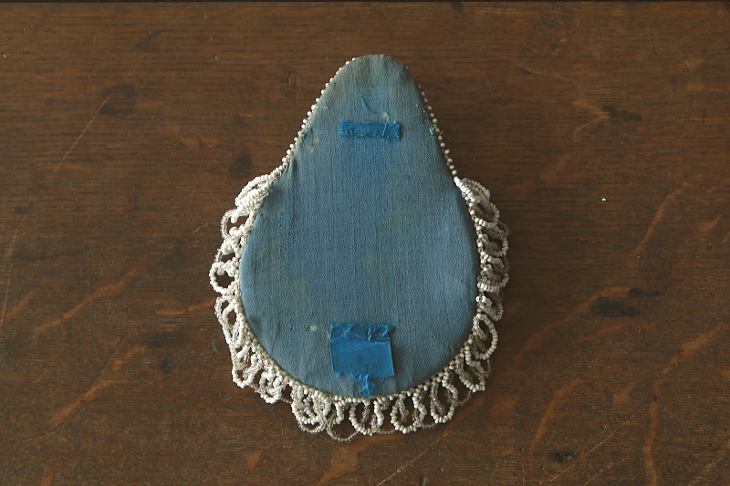 ヴィクトリアンビーズワークウォッチポケット　イギリス　アンティークストリュフ