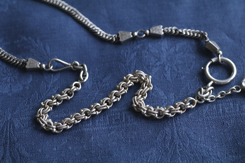 シルバーウォッチチェーンネックレス　チャーム　フランス　イギリス アンティークストリュフ