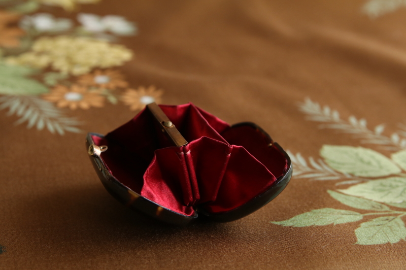 モノグラムのピクウェパース　フランス　べっ甲　アンティークストリュフ