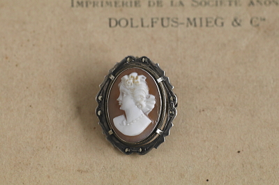 シルバーフレームカメオペンダントブローチ　イタリア　アンティークストリュフ