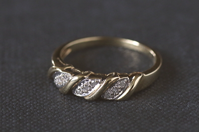 ダイヤモンドストライプリング　イギリス　アンティークストリュフ