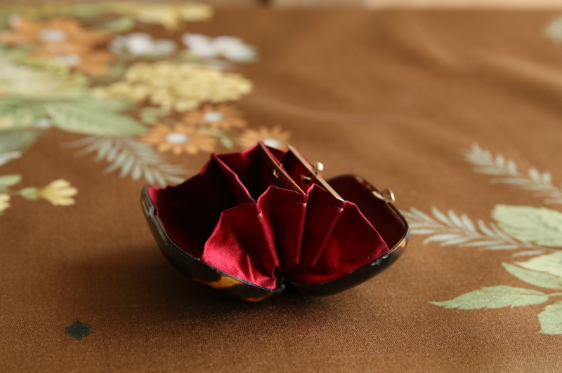 モノグラムのピクウェパース　フランス　べっ甲　アンティークストリュフ