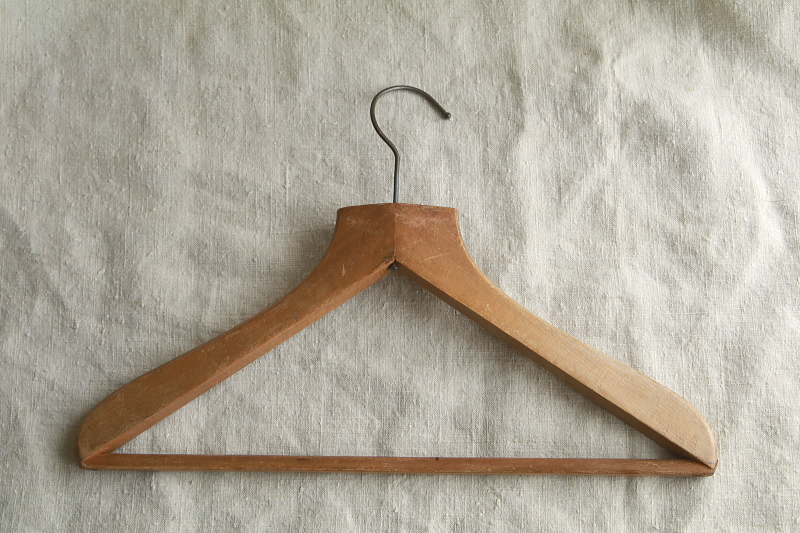 テイラーの木製ハンガー　イギリス　アンティークストリュフ