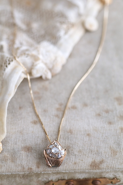 ローズカットダイヤモンド　ベルメイユペンダント　アンティークジュエリー　イギリス　アンティークストリュフ 20251210