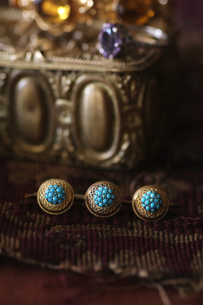 ヴィクトリアンターコイズバーブローチ　イギリス　アンティークストリュフ 202602019