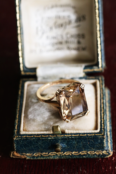 オクタゴンスモーキークォーツリング　水晶　イギリス　アンティークストリュフ