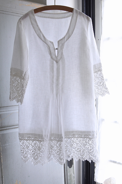 レースエッジリネンチュニック　イタリア　アンティークストリュフ