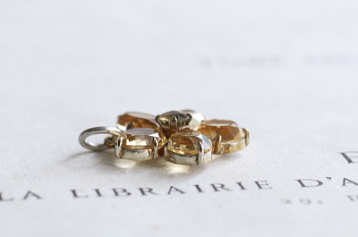 シトリンフラワーペンダント　ネックレス　ヨーロッパ　アンティークストリュフ