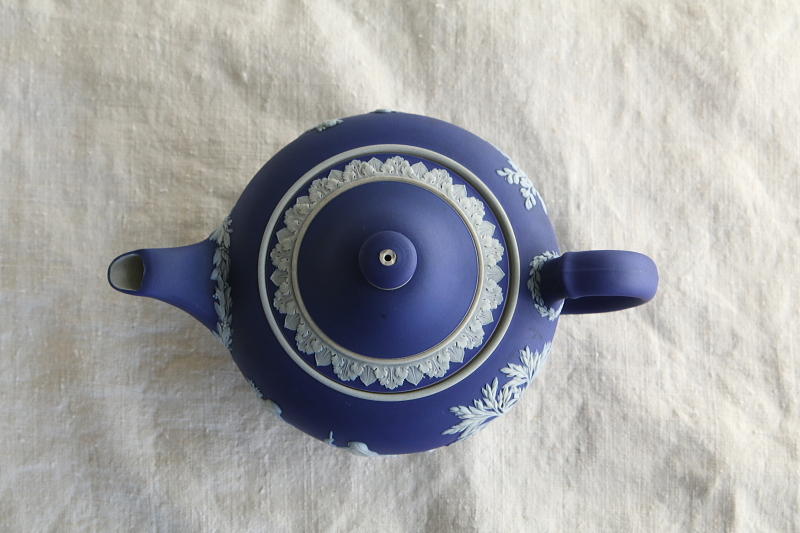 WEDGWOOD　ジャスパーウェアティーポット　イギリス アンティークストリュフ