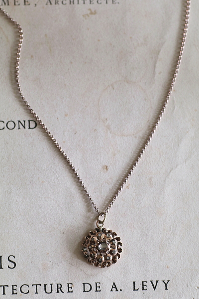 ローズカットダイヤモンド　シルバーペンダント　ヨーロッパ　アンティークストリュフ