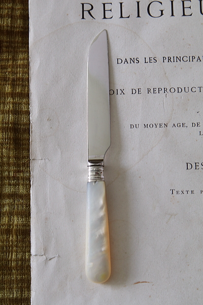 マザーオブパールハンドルデザートナイフ　james dixon and sons イギリス　アンティークストリュフ