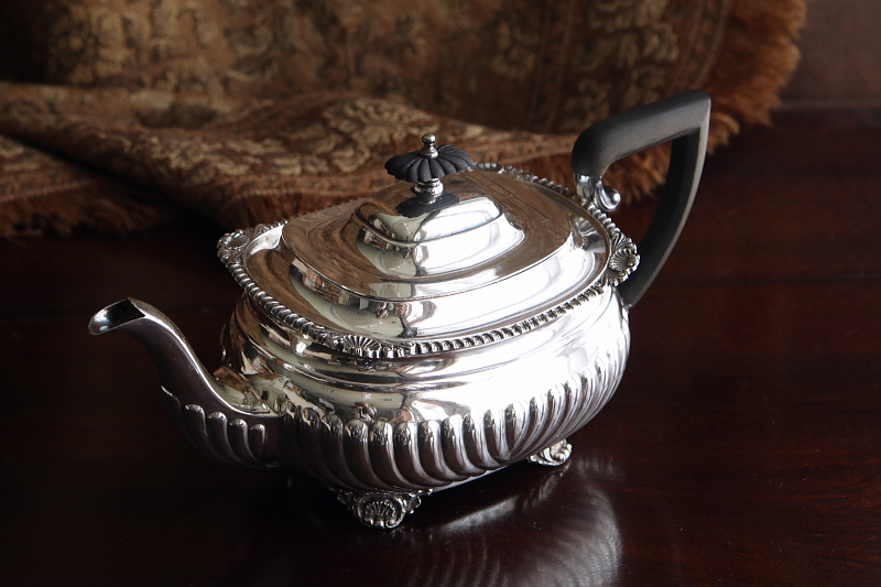 シェルパターン　ティー3点セット　イギリス　アンティークストリュフ