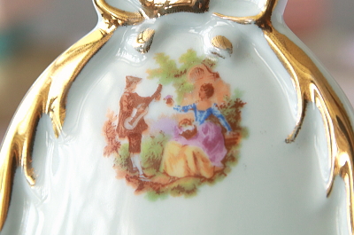 ポーセリンのディスプレイサイン　meissner limoges フランス　アンティークストリュフ