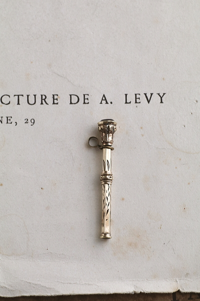 ヴィクトリアン　ミニチュアメカニカルペンシル　フォブシール　イギリス アンティークストリュフ