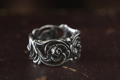 ヴィンテージシルバーミニナプキンリング　エタニティリング　バラ　ドイツ　アンティークストリュフ