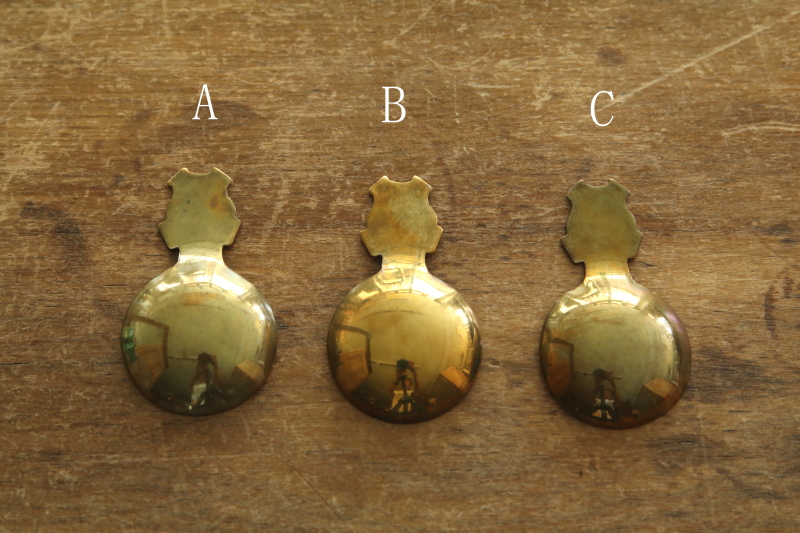 スーベニールブラスティーキャディースプーン　メイソンリー　イギリス　アンティークストリュフ