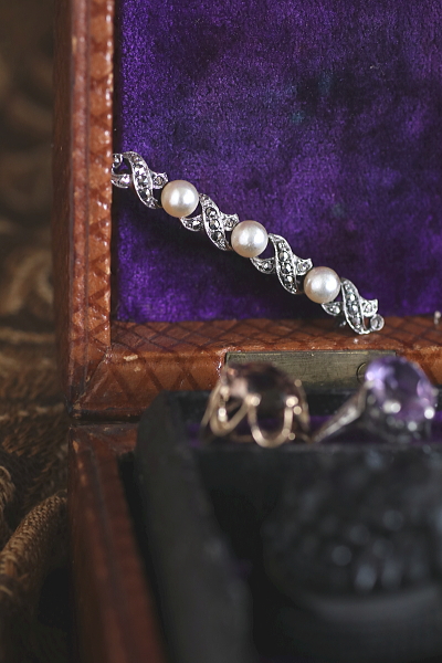 パールとマーカサイトのバーブローチ　ヨーロッパ アンティークストリュフ 20251024