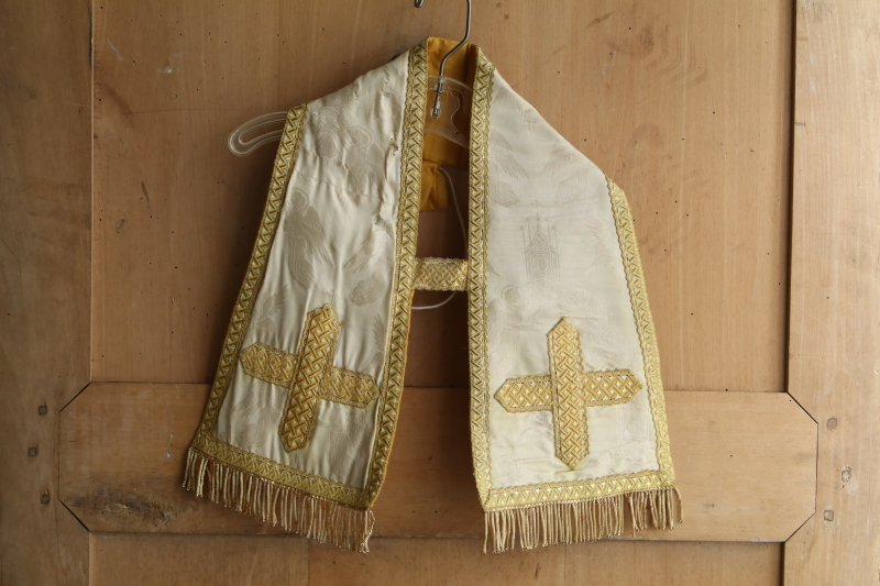 天子のシルクダマスクの聖衣　フランス アンティークストリュフ 20251224