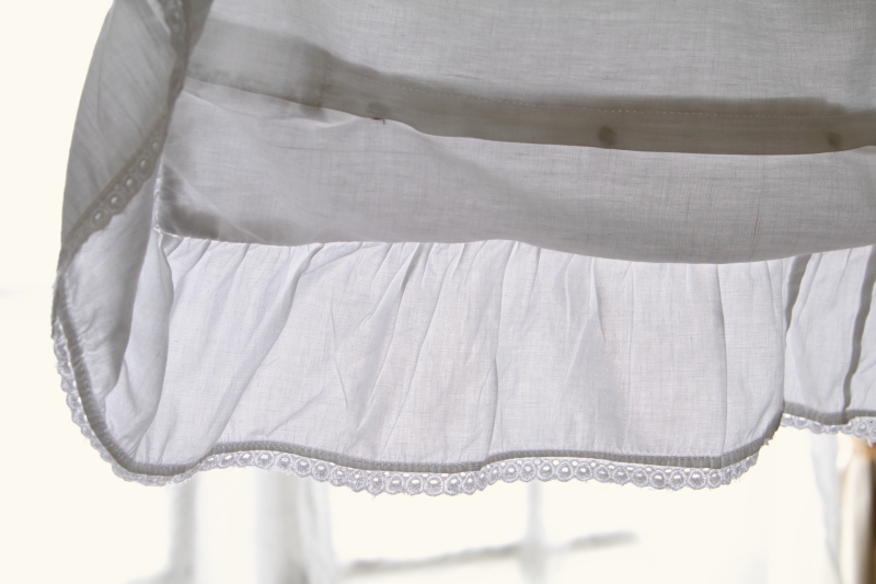 コットンラージクッションカバー　植物模様　刺繍　カットワーク　イギリス　アンティークストリュフ