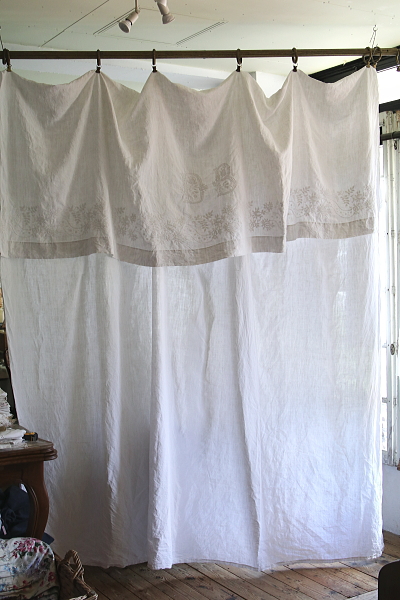 エンブロイダリー　ファインリネンシーツ　フランス　アンティークストリュフ