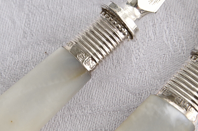 マザーオブパールハンドル　デザートナイフ&フォーク　ヴィクトリアン　イギリス アンティークストリュフ