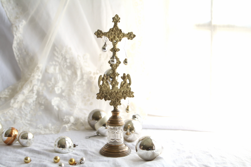 ガラス台の真鍮クロスオーナメント　天使　フランス アンティークストリュフ