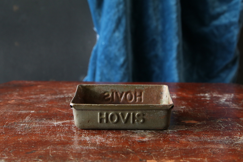 HOVIS　ヴィンテージローフティン　アンティークストリュフ