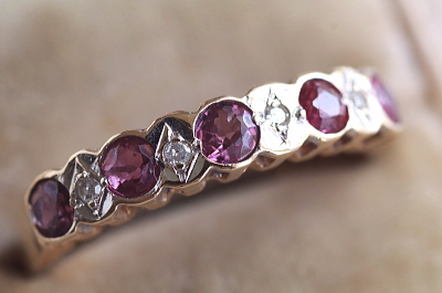 ルビーアンドダイヤモンドバンドリング　ロンドン　イギリス　アンティークストリュフ