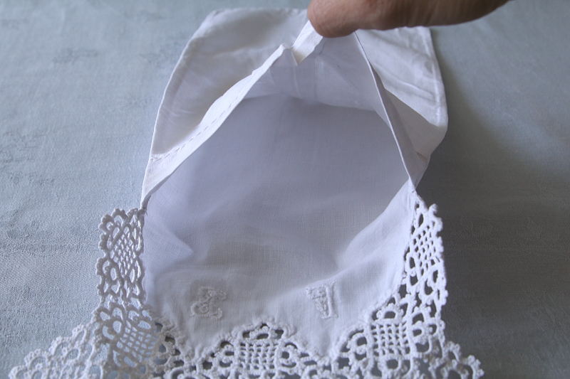 レースフラップ　リネンブラシケース　イギリス　アンティークストリュフ