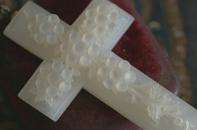 ベツレヘムパール　花十字ペンダント　パレスチナ　アンティークストリュフ