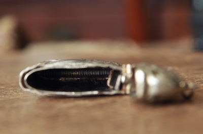 エングレーヴィングのヴェスタケース　ヴィクトリアン　イギリス　アンティークストリュフ