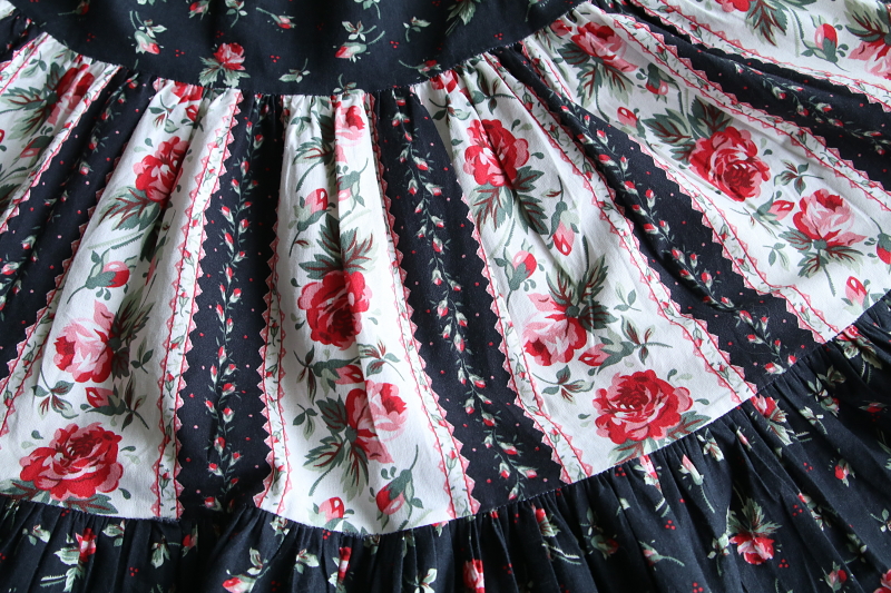 フランスのヴィンテージフレアスカート　フランス　アンティークストリュフ